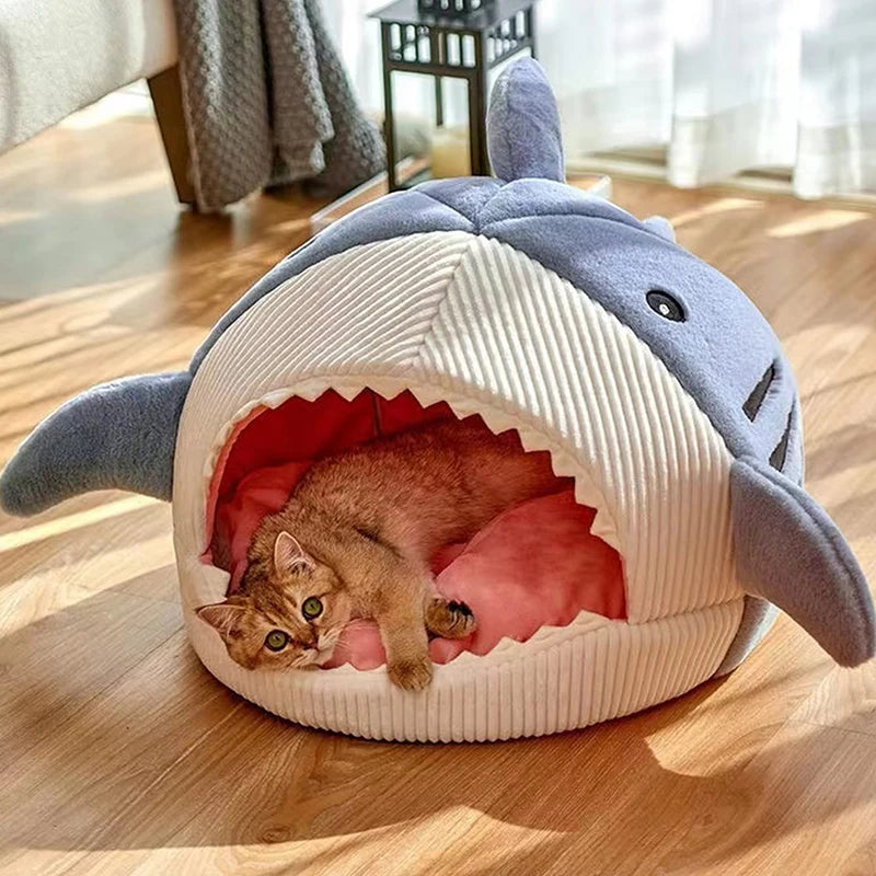 Shark Bed - Cama de gato e cachorro em formato de tubarão